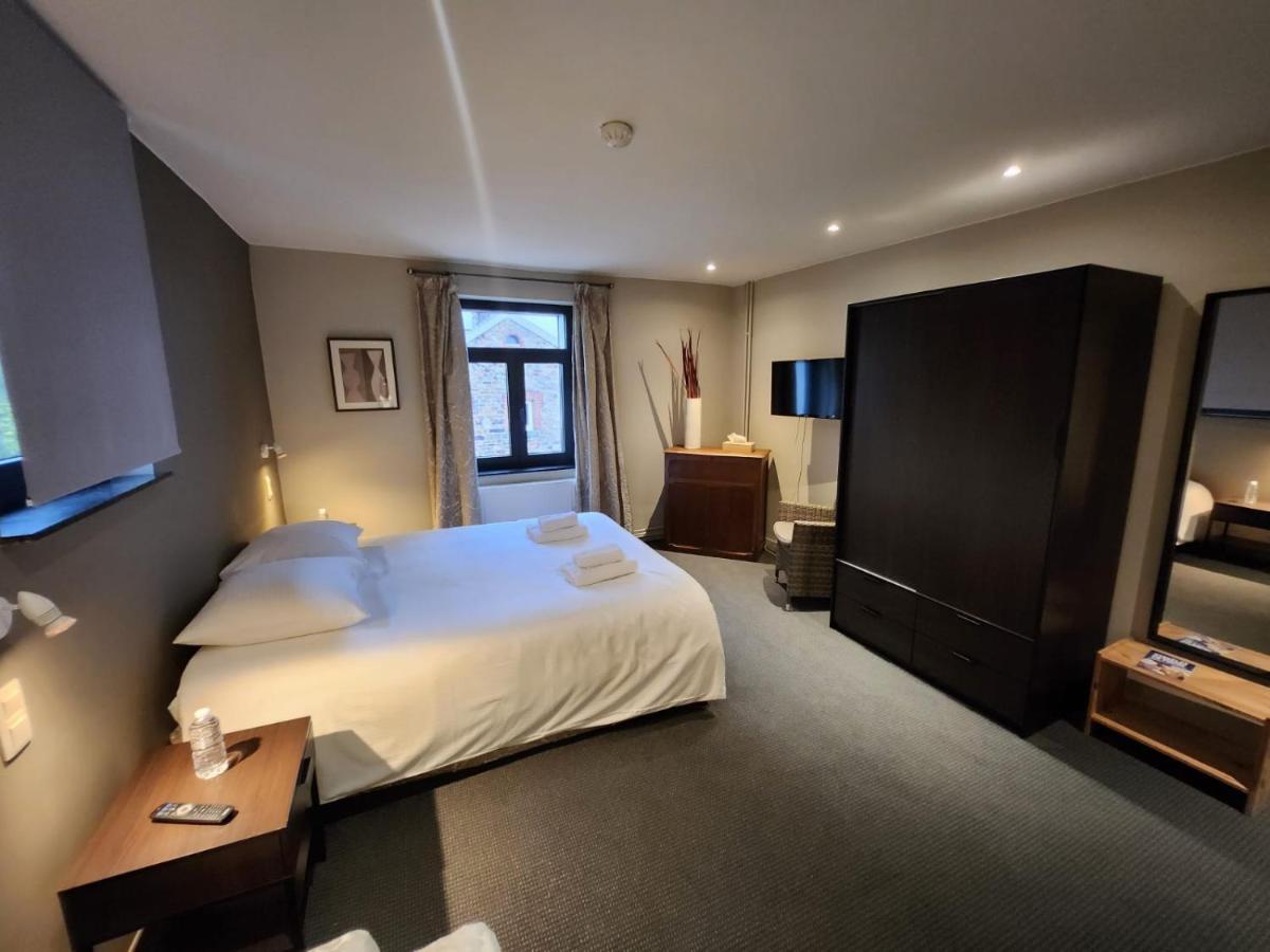 Hotel Francorchamps Pitlane Lodge ภายนอก รูปภาพ