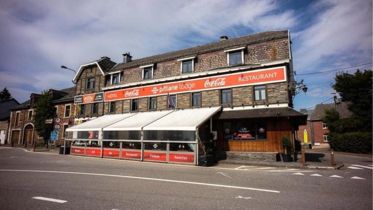 Hotel Francorchamps Pitlane Lodge ภายนอก รูปภาพ