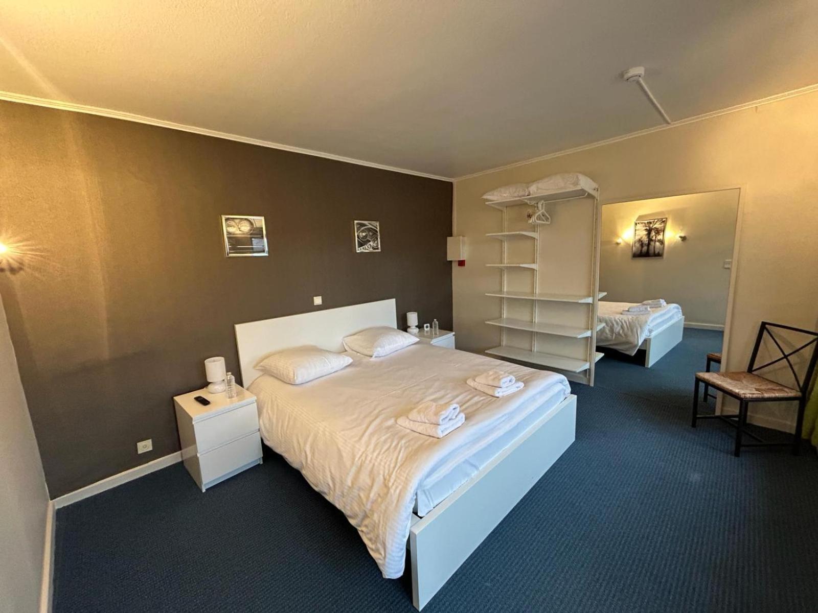 Hotel Francorchamps Pitlane Lodge ภายนอก รูปภาพ